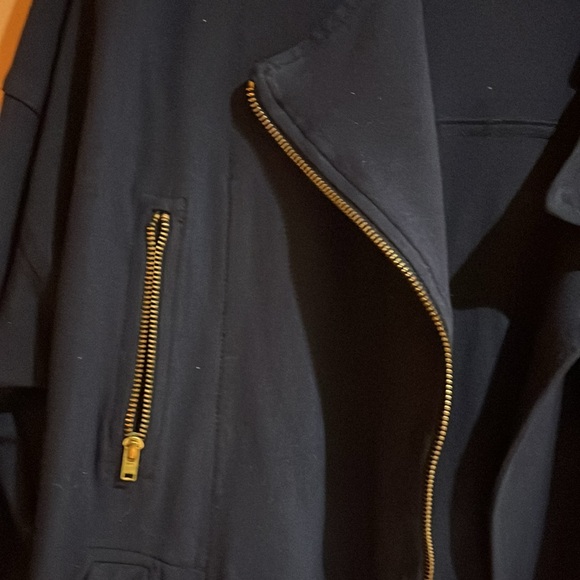 Ladies top - Picture 5 of 11